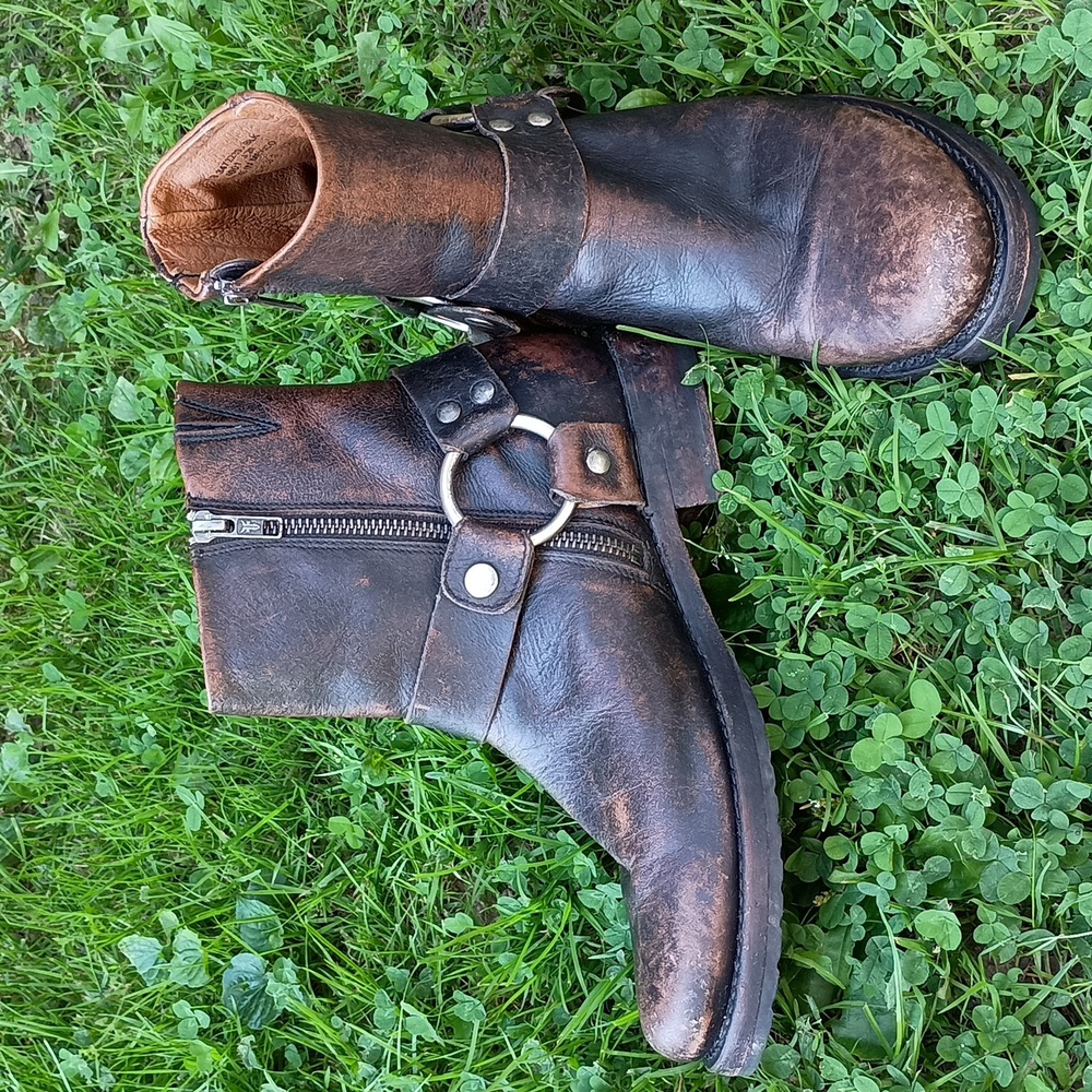 Frye harness ankle boot sz. 8.5